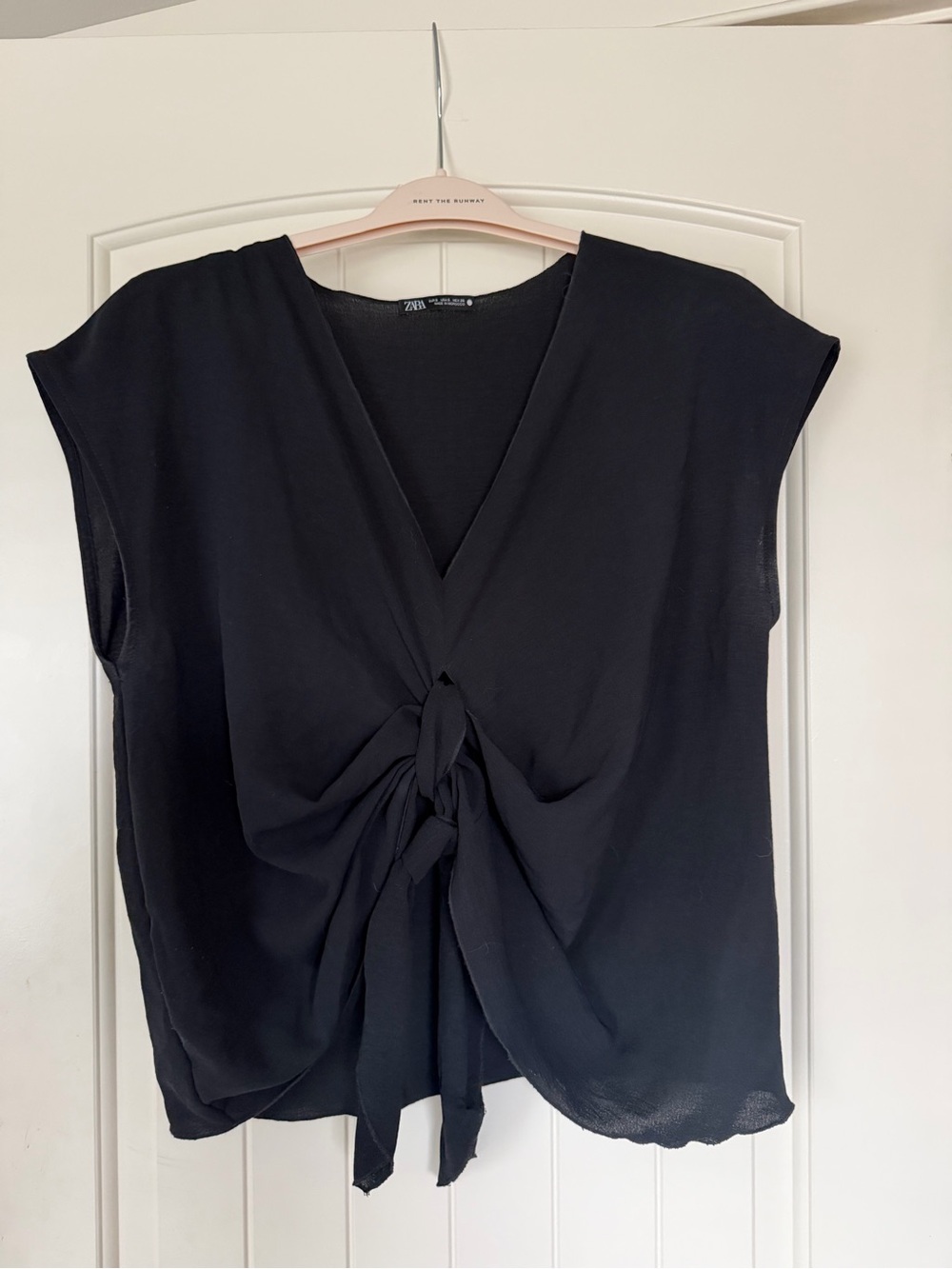 Zara Black V-Neck Front Knot Sleeveless Blouse